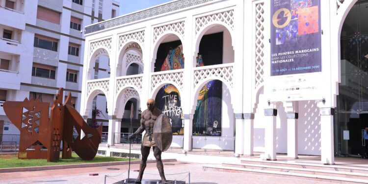 وزير الدفاع البرتغالي معجب بمتحف محمد السادس للفن الحديث والمعاصر