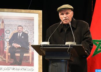الكاتب المسرحي المسكيني الصغير يعمق المعارف من أجل عالم مغاير