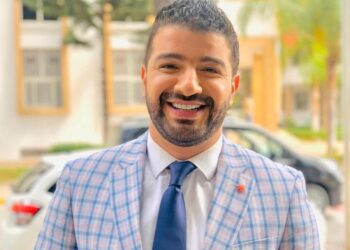 حمزة الفيلالي ينفجر بسبب هذه الإشاعة: “متبقاوش ديرو بيا البوز فالتخربيق”