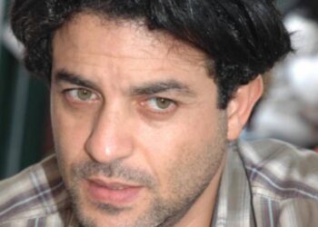 بكلمات مؤثرة٠٠هشام بهلول يوجه رسالة إلى الراحل والده (صورة)