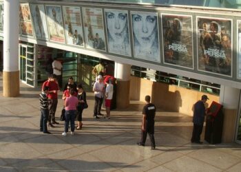 إصدار مؤلف حول تاريخ القاعات السينمائية في المغرب