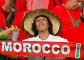 ”الظلمي“ المشجع الشهير للمنتخب الوطني جالب حظ أم نذير شؤم !
