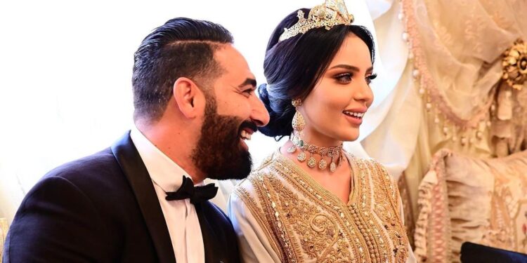 المدون فؤاد قبيبو يقصف الرجال: “واخا مراتك خدامة صرف عليها٠٠ماطمعش فيها”
