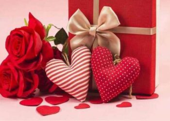 تزامنا مع عيد الحب٠٠تعرف على الهدية المناسبة لكل برج