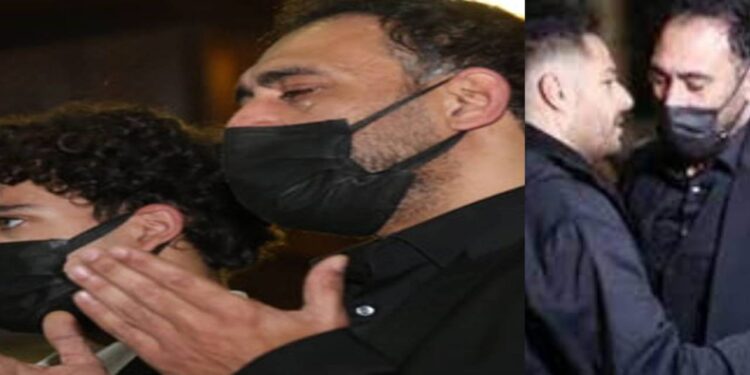 عمرو مصطفى ينهار خلال عزاء والدته (صورة)