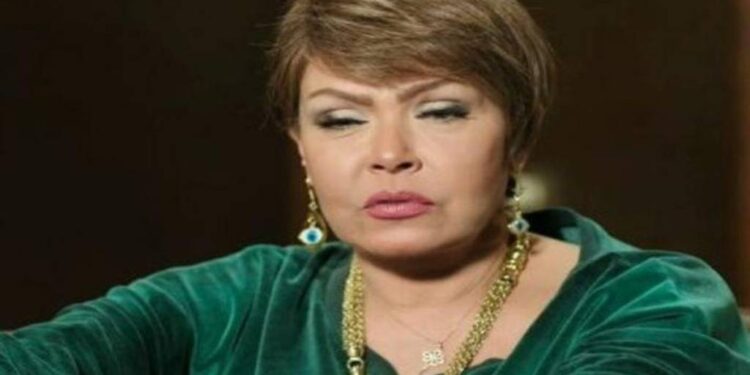بعد سقوطها من فوق خشبة المسرح٠٠هذه هي التطورات الصحية ل “لوسي”