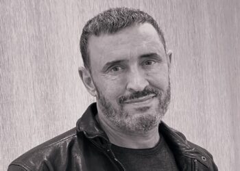 الموت يفجع الفنان كاظم الساهر في أقرب شخص له (تفاصيل)