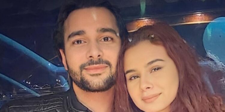 منه عرفة تصدم متابعيها بانفصالها للمرة الثانية٠٠وطليقها يعلق: “ربنا لي بيرزق العبد”