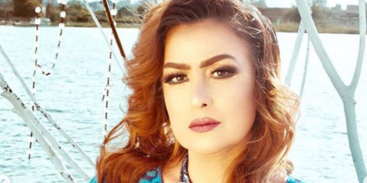 هل المطربة سيمون عادت إلى الساحة الفنية بعد 15 سنة من الغياب ؟