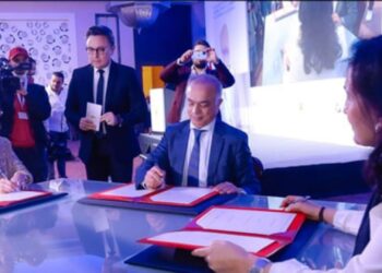  تسليم جوائز النسخة الثالثة لجائزة أستاذ(ة) السنة برسم الموسم الدراسي 2020\2021 تثمين وتحفيز