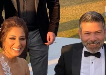 بعد وفاة زوجته٠٠هذا الممثل يعقد قرانه من جديد