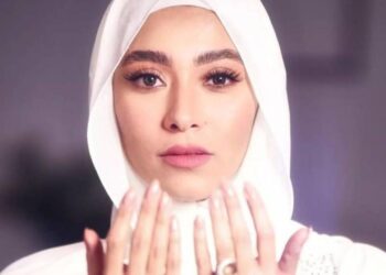 في رمضان٠٠نجمة ستار أكاديمي تعلن اعتزالها كليا للفن تقربا من الله (تفاصيل)
