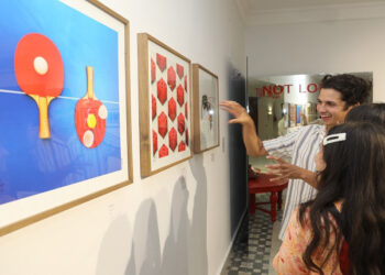 “Reg’Art Surréel”  التأمل في تعقيد الواقع