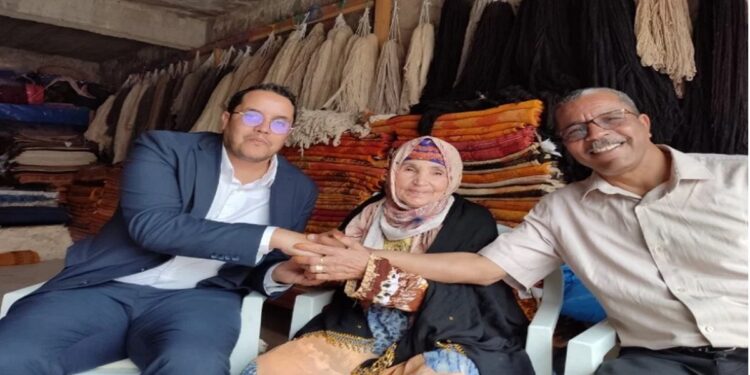 صانعة زرابي مغربية تقاضي الجزائر