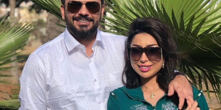 بسبب زوجته و إبنته محمد الترك يفجرها في وجه طليقته و يدافع عن بطمة