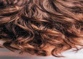 خيارات غذائية صحية يمكن أن تسبب في تساقط الشعر