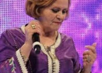 وزير الثقافة المهدي بنسعيد يتحرك لدعم الفنانة خديجة البيضاوية