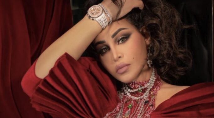 أحلام الشامي تستعرض فخامة طائرتها و تعود ب 91 حقيبة من إيطاليا