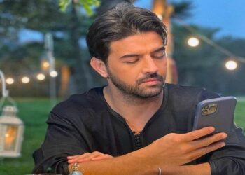 عمر لطفي يبحث عن متنمر ، تنمر و استهزأ من عائلته