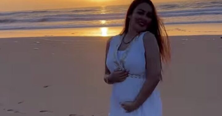 عبير براني تفاجئ جمهورها بخبر حملها