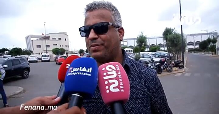 بعد خروجه من السجن عبد الفتاح جوادي يحضر جنازة نور الدين بكر و يكشف حقيقة “الشيك و التهم المتجه إليه”