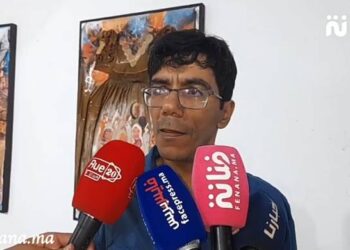 وجدة.. افتتاح المعرض التشكيلي للفنان جلال عيسى برواق الفنون