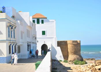 موسم أصيلة…معرض لتقريب الجمهور من “البردة الإماراتية”
