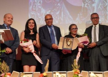 تتوبج مسرحية “غشية ” بالجائزة الكبرى  للمهرجان الدولي للمسرح الجامعي