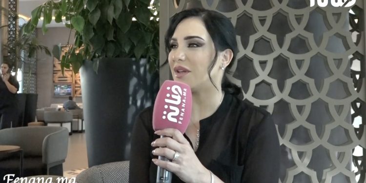 الممثلة السورية “سلاف الفواخرجي” تتحدث عن حضورها بالمغرب و تعطي رأيها في الأكل المغربي و المعمار المغربي