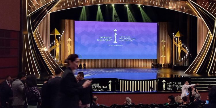 انطلاق مهرجان القاهرة السينمائي بمشاركة 52 دولة منها المغرب