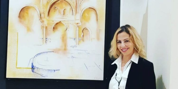 كاميليا الزرقاني تحتفي من خلال لوحاتها بالتراث المغربي