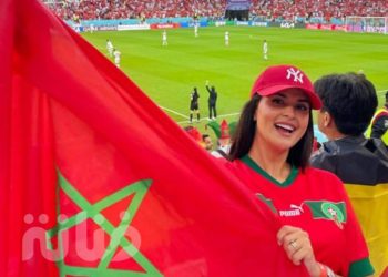 من قطر.. سلمى رشيد تذرف الدموع لحظة الفوز التاريخي الذي حققه المنتخب المغربي (فيديو)