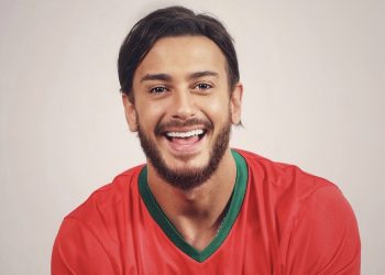 حصري..سعد المجرد يستعد للغناء بملعب البيت في مباراة المغرب ضد فرنسا