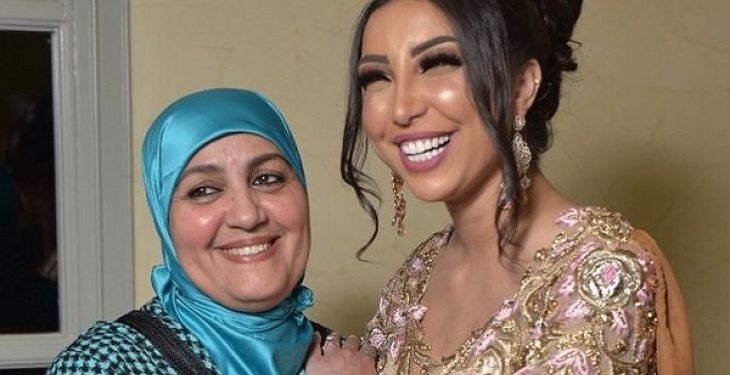 والدة دنيا بطمة تشارك متابعيها طريقة تدمير السحر (صورة)