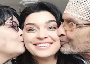 في يوم ذكرى رحيل والدها.. فرح الفاسي تعبر عن حزها الشديد(فيديو)
