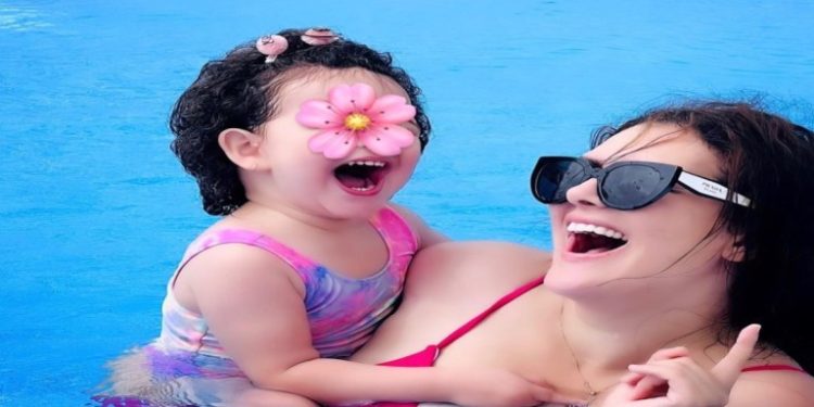 الفنانة نرجس الحلاق توجه رسالة لابنتها “فنة” لهذا السبب ..!