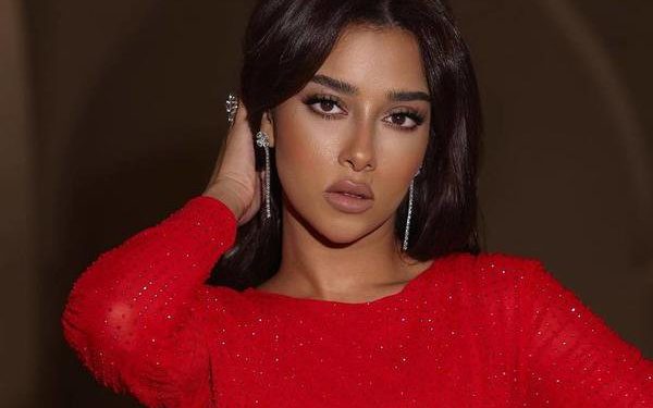 الفنانة بلقيس فتحي تستعد لحفلها بقطر بهذه الطريقة شوقت جمهورها