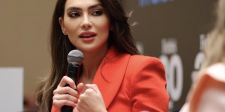 التحقيق مع ممثلة لبنانية بصفة شاهدة في ملف تبييض اموال