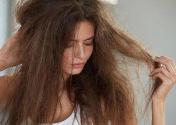 تعرفي على أهم الخلطات لعلاج تقصف الشعر