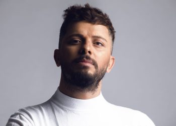 حاتم عمور يكشف عن جديده رفقة الكوميدي طاليس