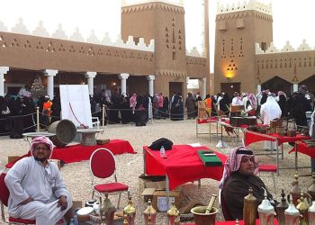 فاس.. مهرجان المغرب الكبير يحتفي بتنوع الموروث الثقافي المغربي