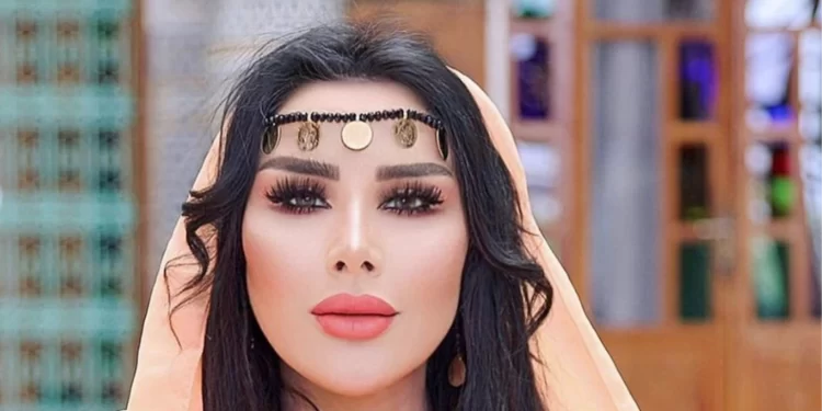 بسبب لمجرد..سعيدة شرف تقصف ولا تبالي