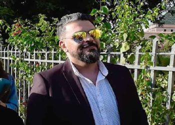 محمد الترك يقطر الشمع من جديد