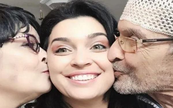 فرح الفاسي لم تنسى حبها الأول رغم مفارقته للحياة