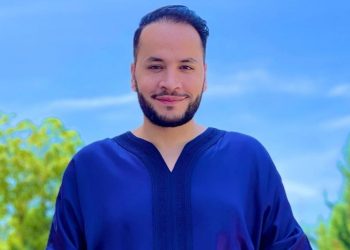 أبو جاد في قفص الاتهام هو وزوجته