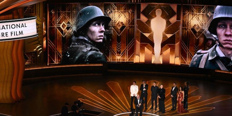 آل كوايت أون ذي ويسترن فرونت” يفوز بأوسكار أفضل فيلم دولي