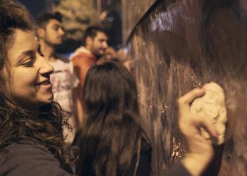 الفيلم الوثائقي “بيروت في عين العاصفة” … احتجاجات شعبية أخمدها انفجار مرفأ بيروت