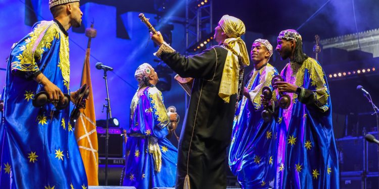مهرجان “مراكش كناوة شو للعالم”