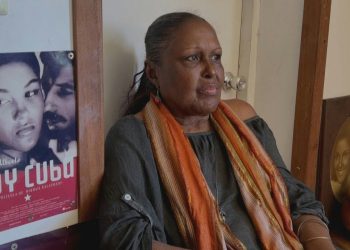 بطلة فيلم “سوي كوبا” تتذكر في عيده الستين هافانا العامرة بالفن