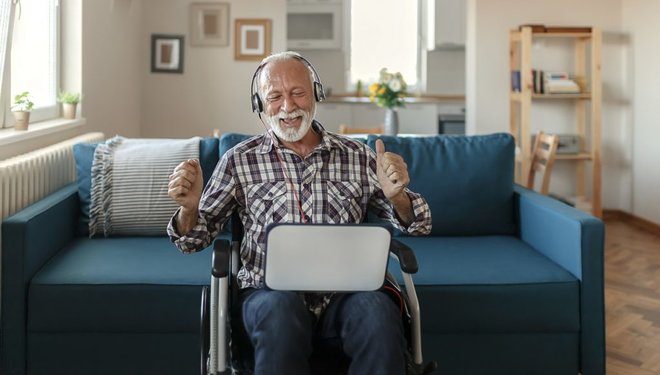الموسيقى “العلاجية” عبر الانترنت… اتجاه مربح لا يستند إلى أي أسس علمية
